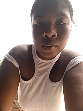 Snapshot of LaurennTyler chatting on 3, 2, 2025 LaurennTyler online show from 3, 2, 2025