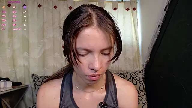 Snapshot of sweetdam12 chatting on 18, 11, 2025 sweetdam12 online show from 18, 11, 2025