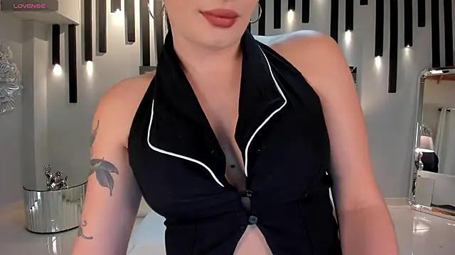 GiaFerrara online show from 22, 12, 2025