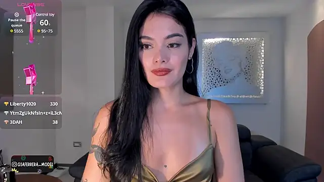 Snapshot of GiaFerrara chatting on 7, 3, 2025 GiaFerrara online show from 7, 3, 2025