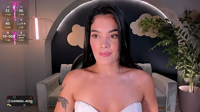 Snapshot of GiaFerrara chatting on 19, 3, 2025 GiaFerrara online show from 19, 3, 2025