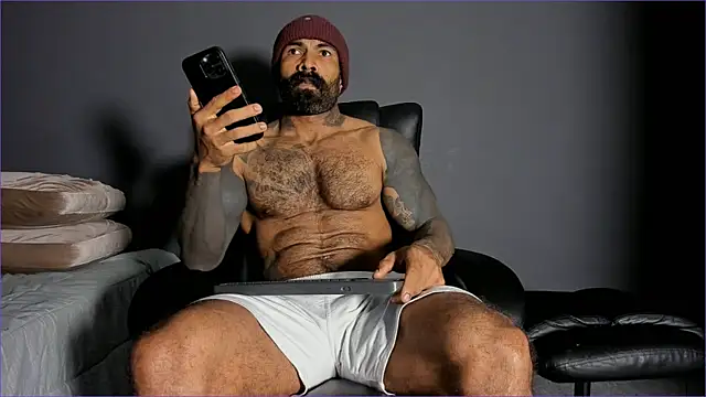 Snapshot of Brock_hurn1 chatting on 2, 5, 2026 Brock hurn1 online show from 2, 5, 2026