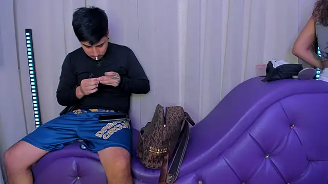 Yourslust  online show from 12, 2, 2026