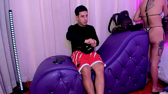 Yourslust  online show from 3, 3, 2026