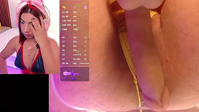 Snapshot of CamilaVegas_ chatting on 9, 10, 2025 CamilaVegas online show from 9, 10, 2025