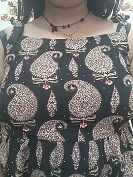cute-mahek online show from 3, 6, 2026