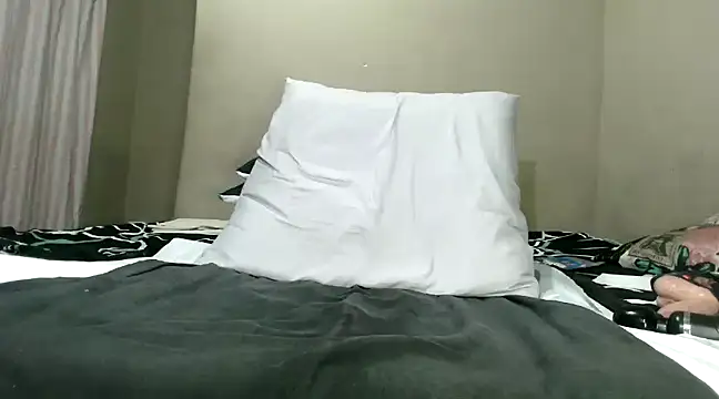 Snapshot of WetwetPussy31 chatting on 13, 3, 2025 WetwetPussy31 online show from 13, 3, 2025