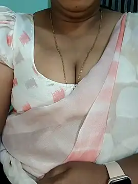 Snapshot of Indiandolly23 chatting on 16, 3, 2026 Indiandolly23 online show from 16, 3, 2026