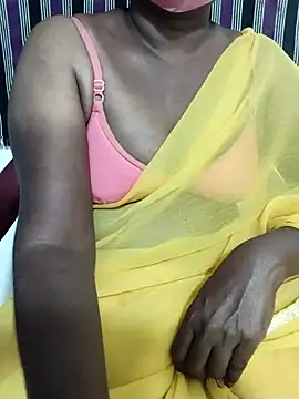 Snapshot of Indiandolly23 chatting on 18, 3, 2025 Indiandolly23 online show from 18, 3, 2025