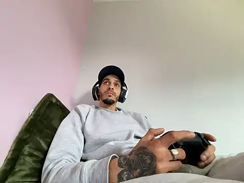 Rebeu313 online show from 23, 2, 2026