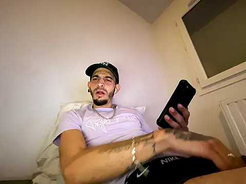 Rebeu313 online show from 15, 12, 2025