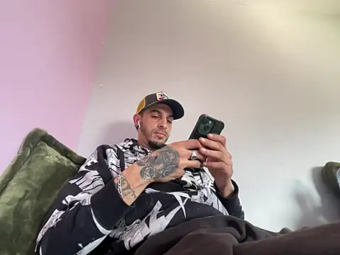 Rebeu313 online show from 20, 2, 2026