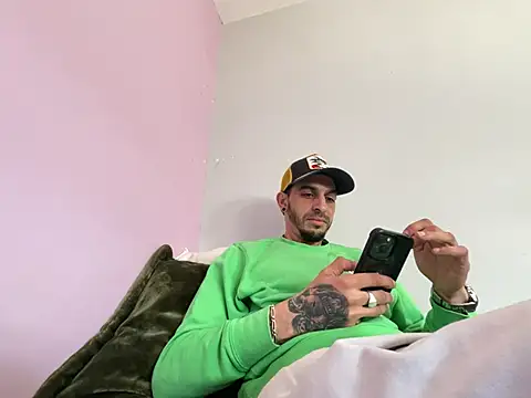 Rebeu313 online show from 22, 2, 2026