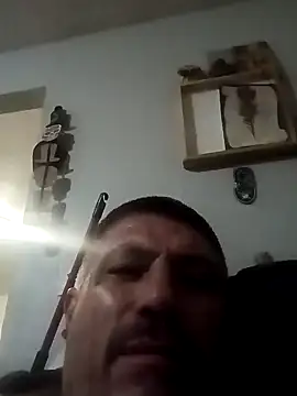 Snapshot of B_DOGG69 chatting on 25, 1, 2025 B DOGG69 online show from 25, 1, 2025