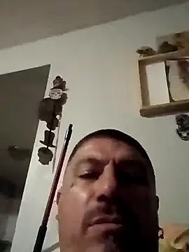 Snapshot of B_DOGG69 chatting on 19, 1, 2025 B DOGG69 online show from 19, 1, 2025