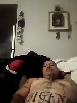 Snapshot of B_DOGG69 chatting on 12, 12, 2024 B DOGG69 online show from 12, 12, 2024