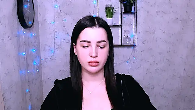 DivaKaily  online show from 26, 1, 2025