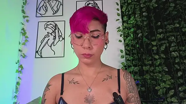 MiaMorgan  online show from 19, 1, 2026