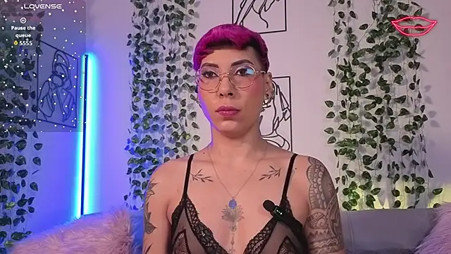 MiaMorgan  online show from 8, 3, 2026