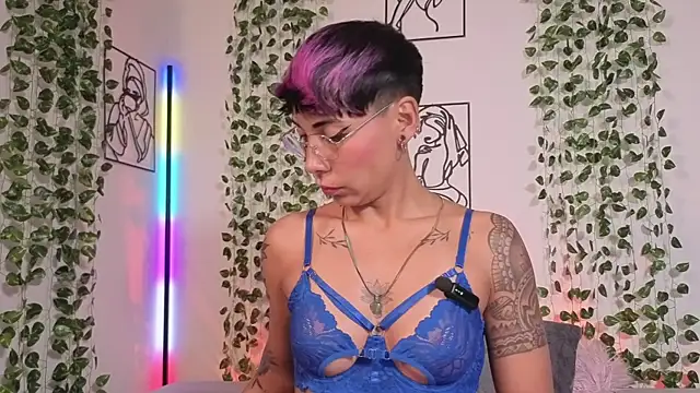 MiaMorgan  online show from 21, 6, 2026