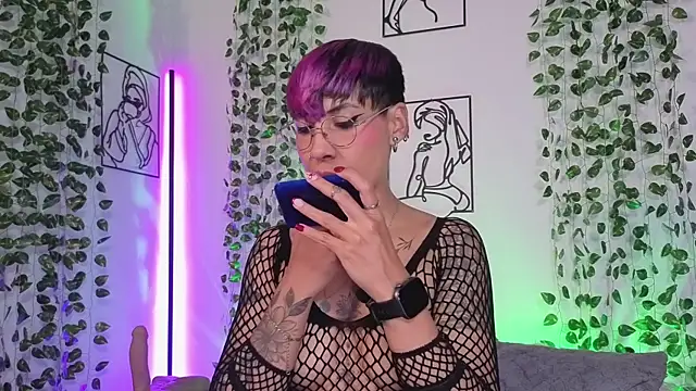 MiaMorgan  online show from 9, 6, 2026