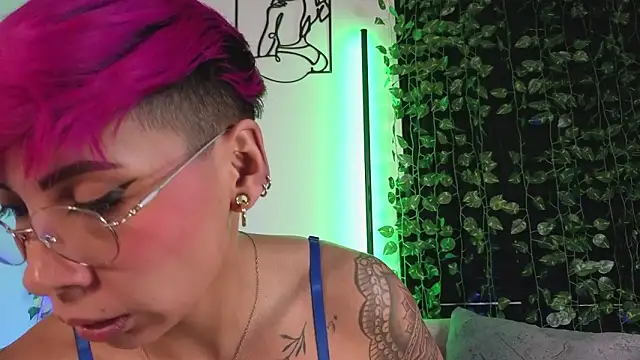 MiaMorgan  online show from 21, 2, 2026