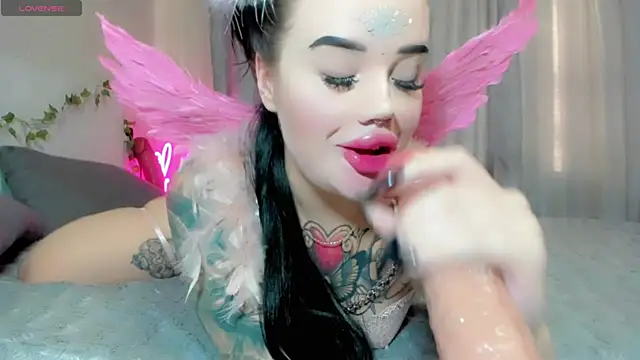 Snapshot of Aira_vi chatting on 31, 10, 2025 Aira vi online show from 31, 10, 2025