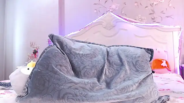 lilianbee online show from 22, 3, 2026