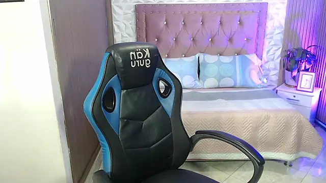 Perla prg online show from 21, 3, 2026