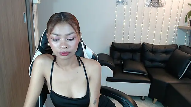 Perla prg online show from 21, 2, 2025