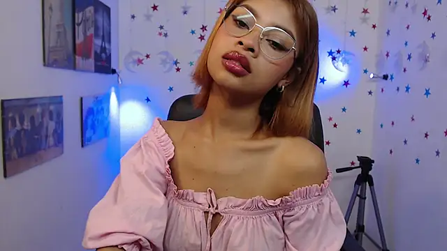 Perla prg online show from 18, 3, 2025