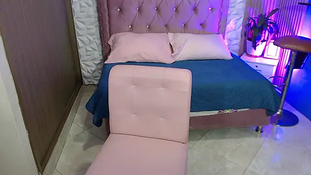 Perla prg online show from 23, 2, 2026