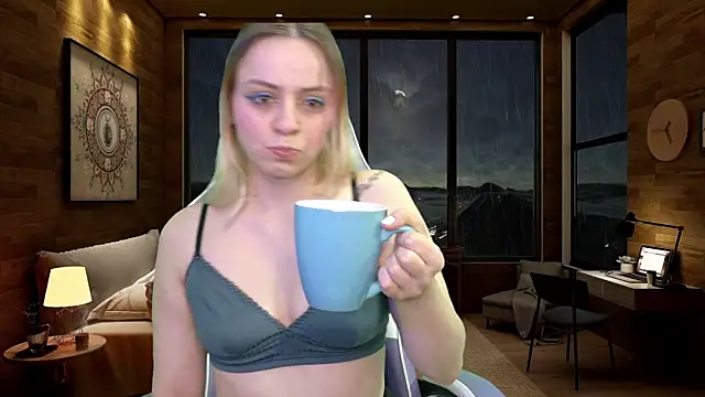 Snapshot of Dolce--Mia---Bianchi__07 chatting on 14, 3, 2025 Dolce--Mia---Bianchi  07 online show from 14, 3, 2025