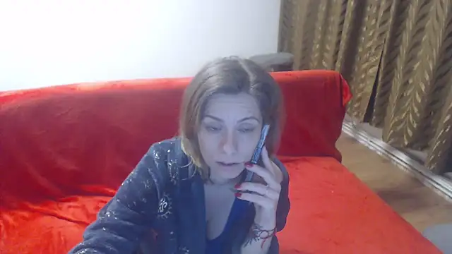 AngelAndDevil92 online show from 31, 1, 2025