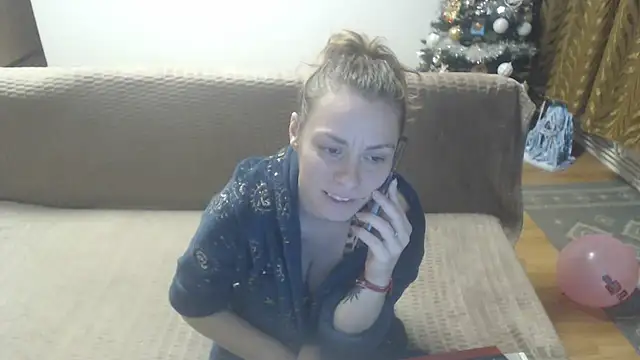 AngelAndDevil92 online show from 14, 12, 2024