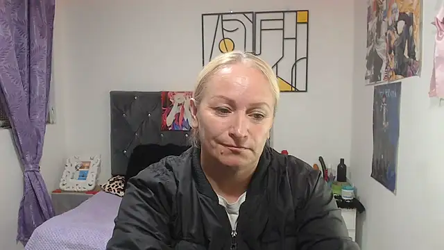 Snapshot of emperabigbootybigass chatting on 18, 6, 2026 emperabigbootybigass online show from 18, 6, 2026