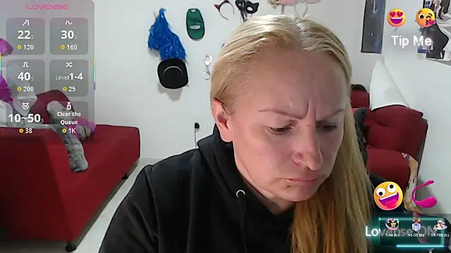 Snapshot of emperabigbootybigass chatting on 18, 11, 2025 emperabigbootybigass online show from 18, 11, 2025