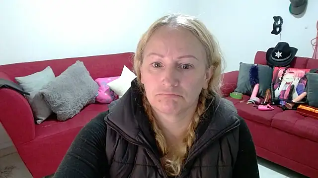 emperabigbootybigass online show from 4, 2, 2026