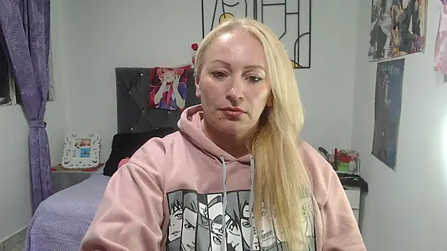 Snapshot of emperabigbootybigass chatting on 8, 6, 2026 emperabigbootybigass online show from 8, 6, 2026