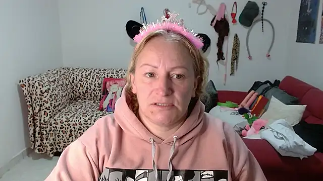 emperabigbootybigass online show from 16, 3, 2026