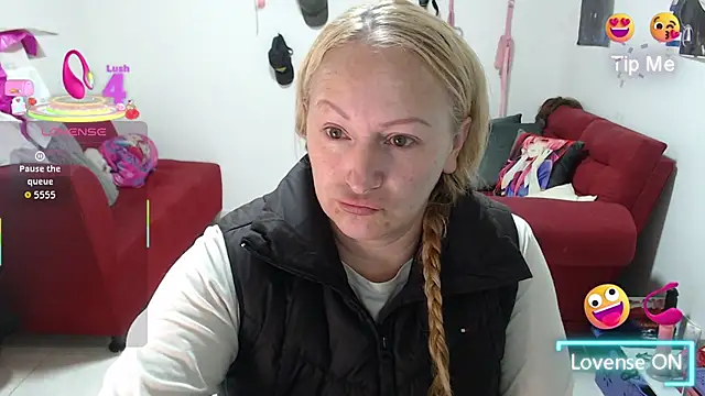 Snapshot of emperabigbootybigass chatting on 25, 11, 2025 emperabigbootybigass online show from 25, 11, 2025