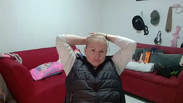 emperabigbootybigass online show from 11, 2, 2026