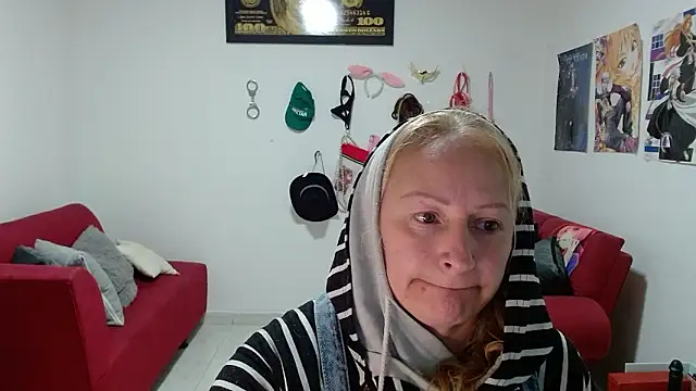 emperabigbootybigass online show from 9, 1, 2026