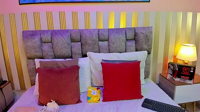 nova lane online show from 14, 12, 2025