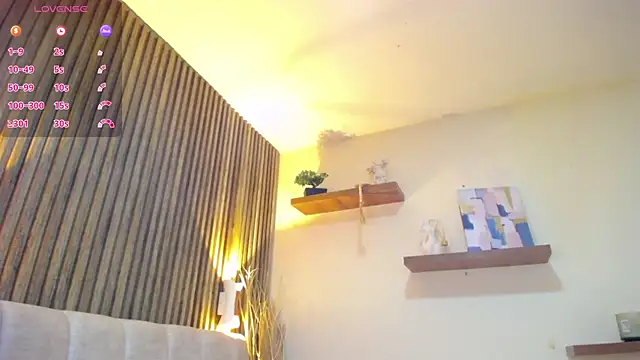 Snapshot of ashlye_hill chatting on 14, 10, 2025 ashlye hill online show from 14, 10, 2025