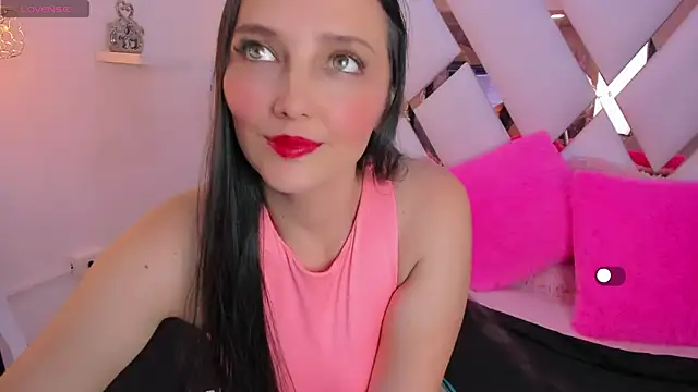 Snapshot of samy__milf chatting on 8, 11, 2025 samy milf online show from 8, 11, 2025