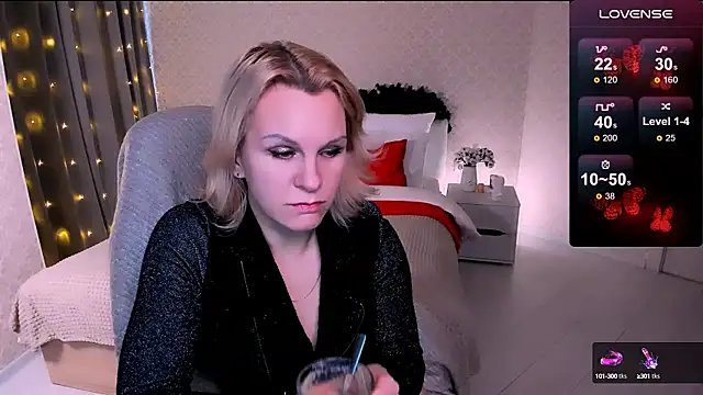 Louisa Bay online show from 16, 1, 2025