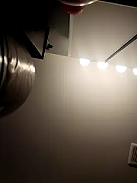 DevinToore online show from 26, 11, 2025