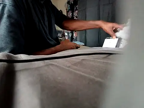 DevinToore online show from 22, 12, 2025