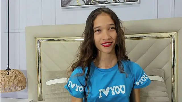 Baby Bella18 online show from 2, 12, 2024